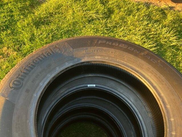 Ford Maverick OEM Continental ProContact Tires - Like New Continental ProContact Tires_Brand Nam