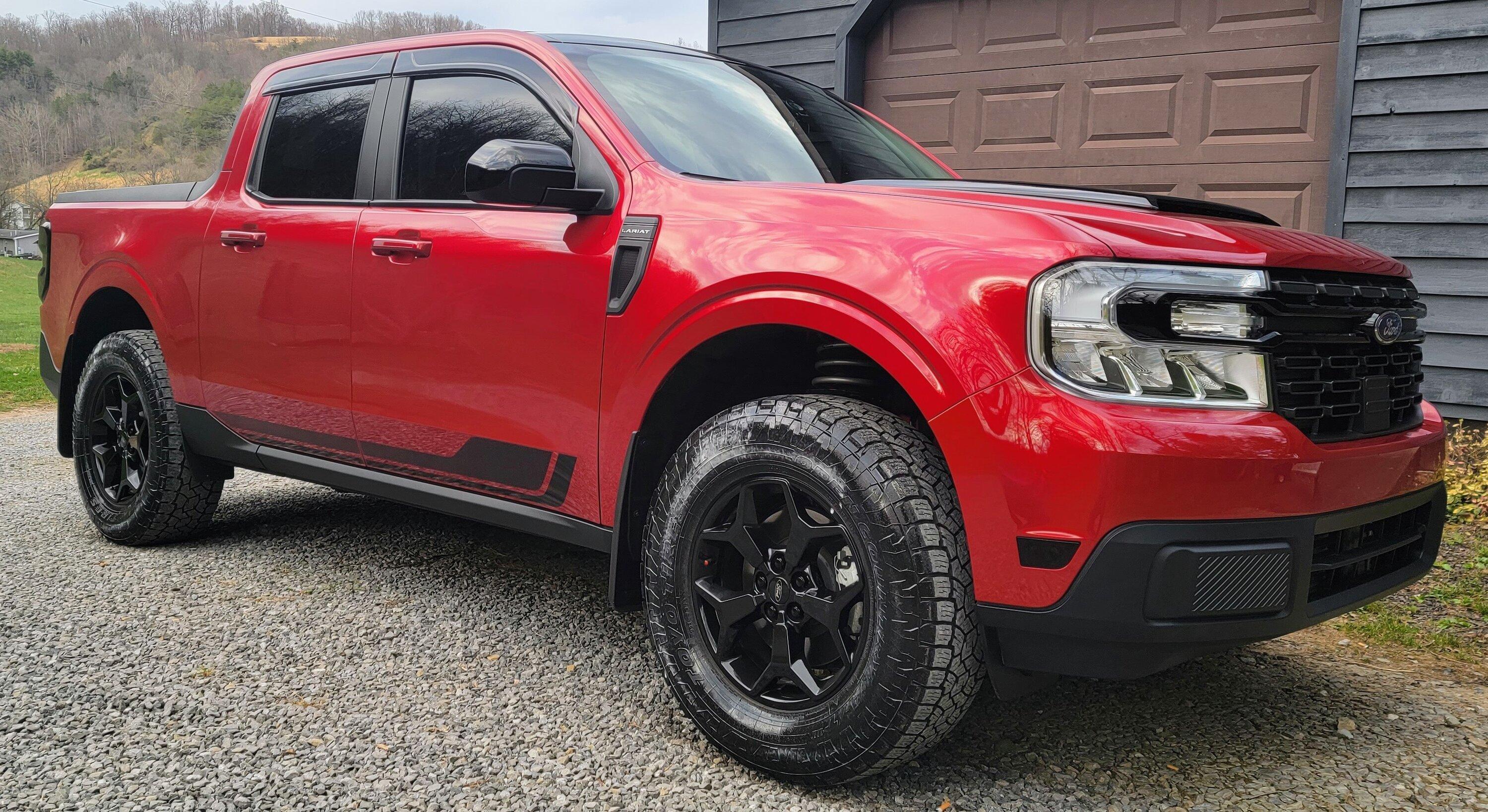 Ford Maverick 255/70r17 with 2" lift on Lariat First Edition 20230329_184114