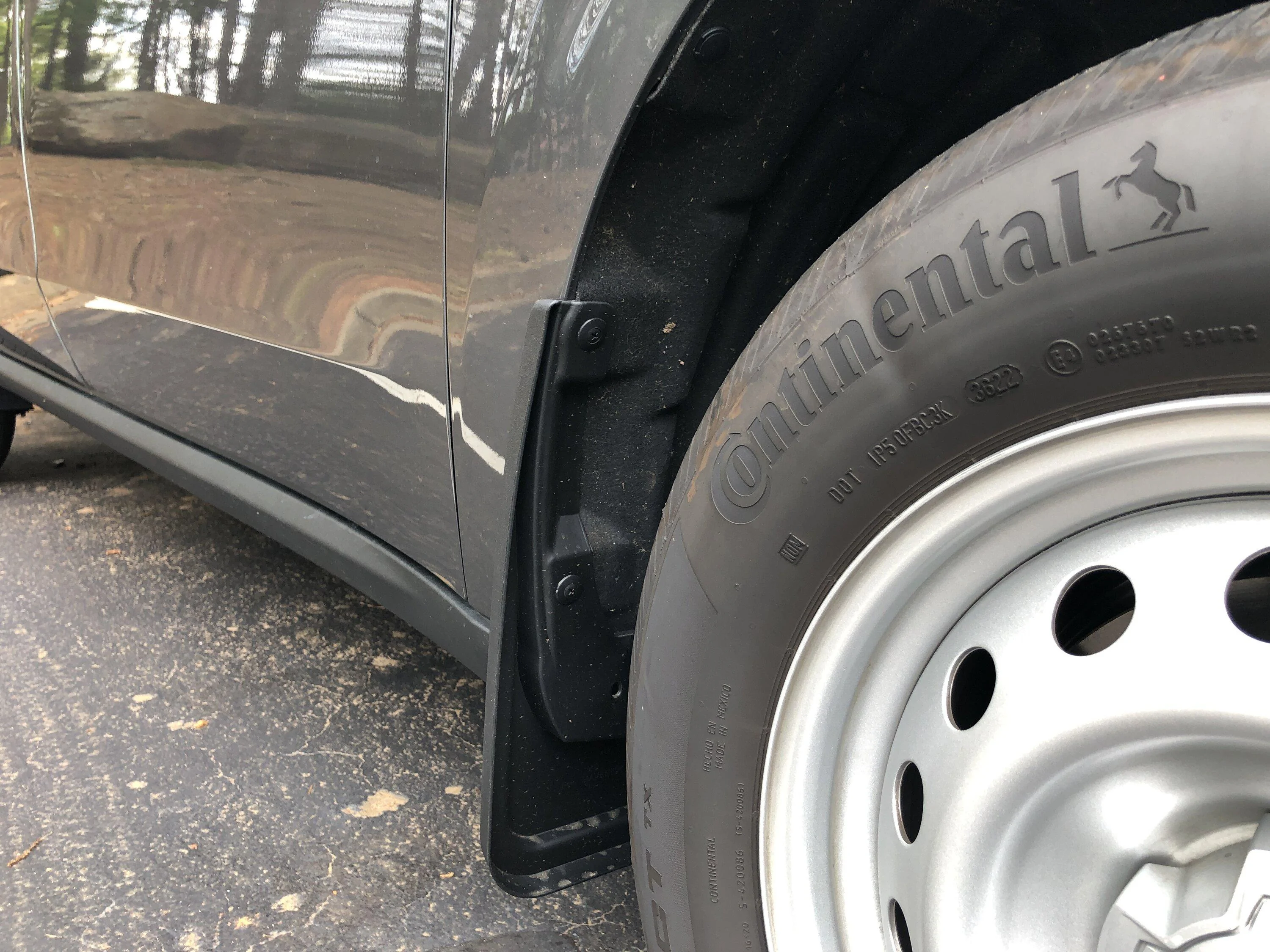 Ford Maverick Did Muslogy mud laps and tail gate liners add-on today passenger side mud fla
