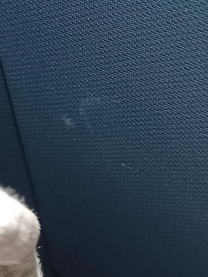 Console below armrest.jpg