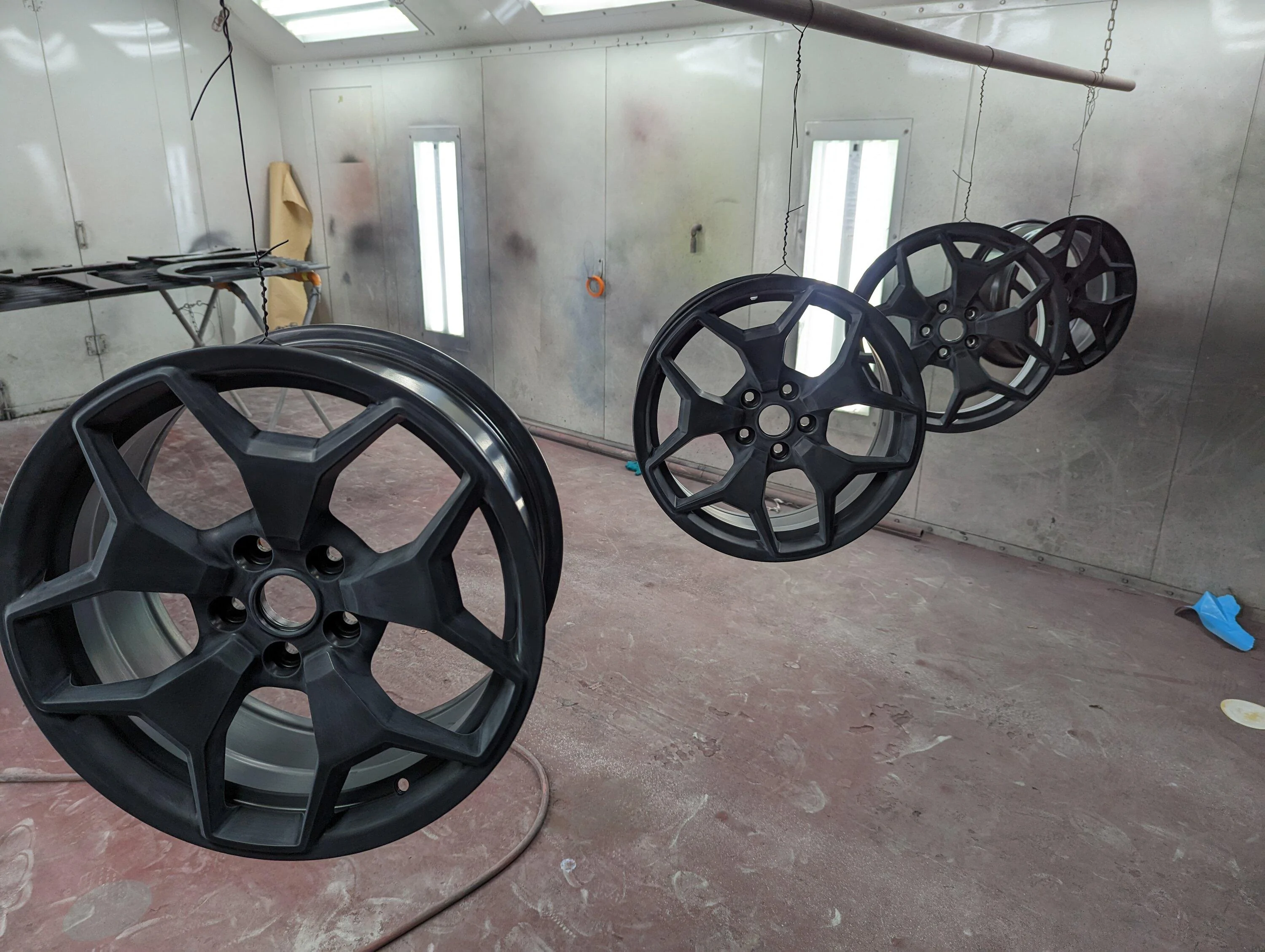 Ford Maverick Bronze painted 'fx4' wheels, RTX ranch PXL_20230406_193637911