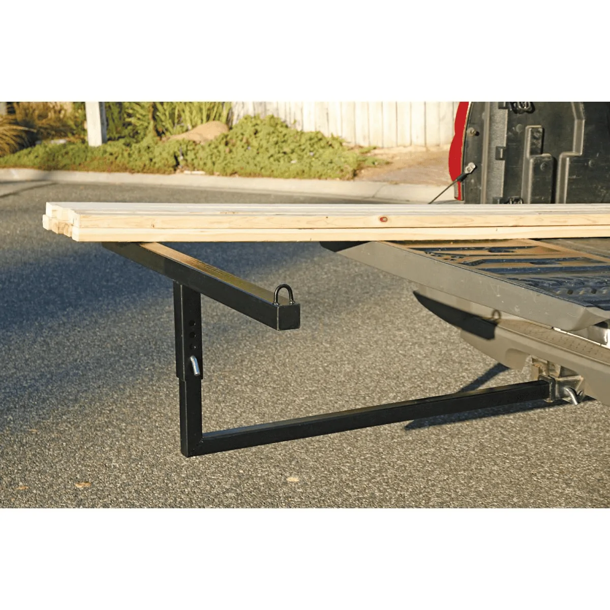 Ford Maverick Hauling 12', 10' and 8' lumber in the Maverick. 1680920912399