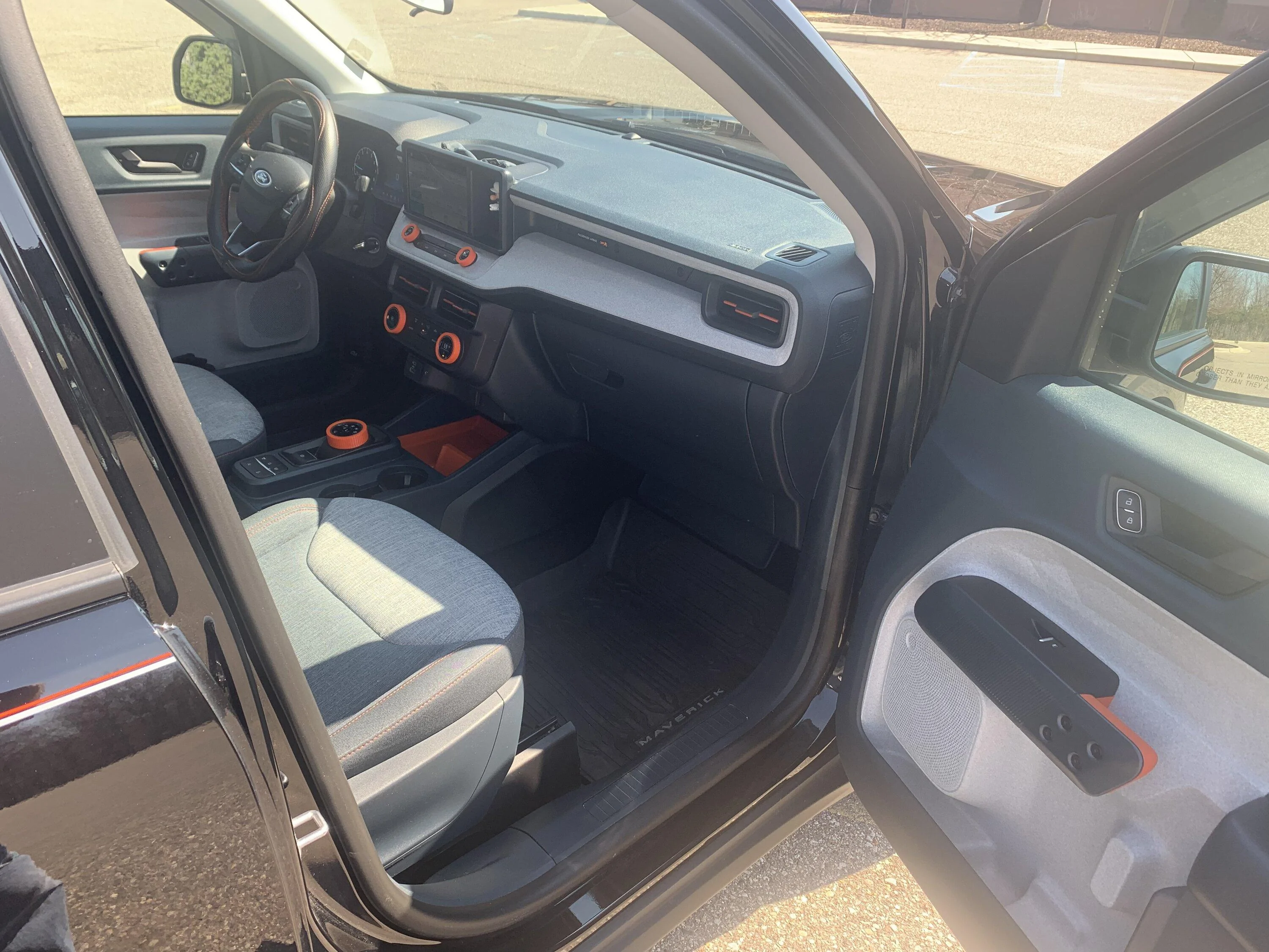 Ford Maverick SHADOW BLACK Maverick Photos Thread BDA9D238-C3EA-4F8D-8393-5CA5CAF7DF89