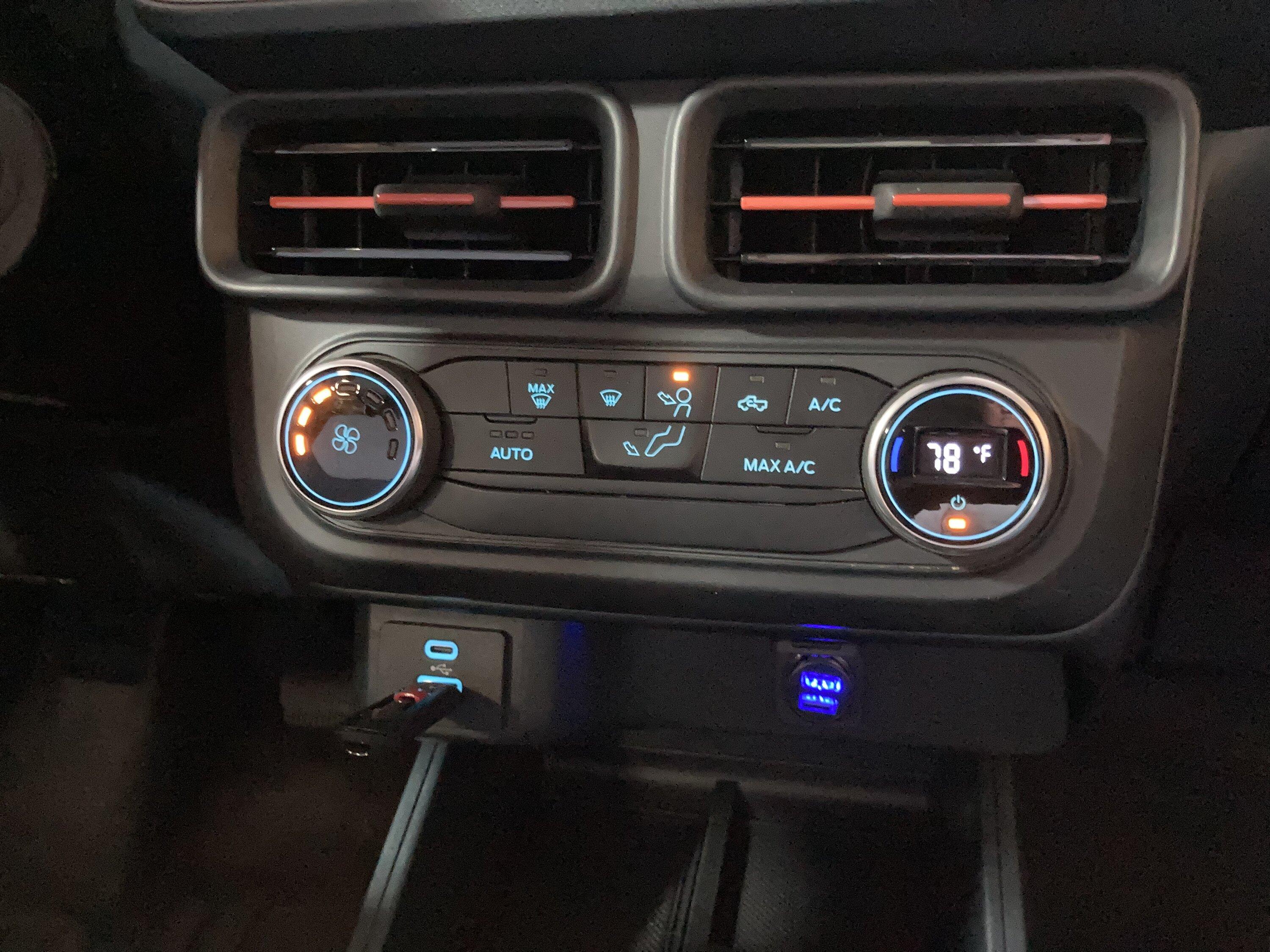 Ford Maverick Temperature Digits….. EEA21503-0BD4-49A0-8D55-731BA5C45695