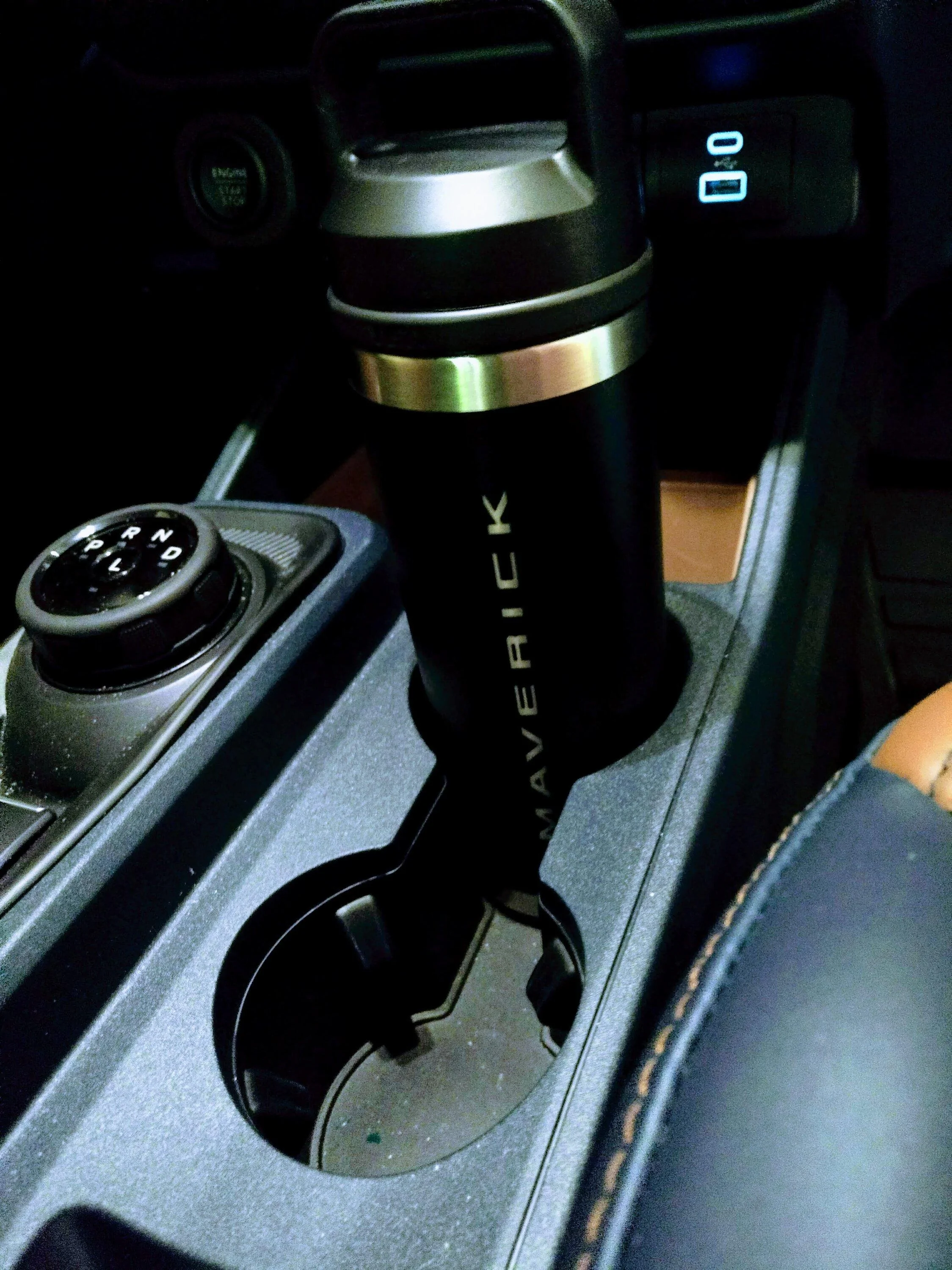 Ford Maverick Cupholder Love from Ford IMG_20230417_1741213(1)
