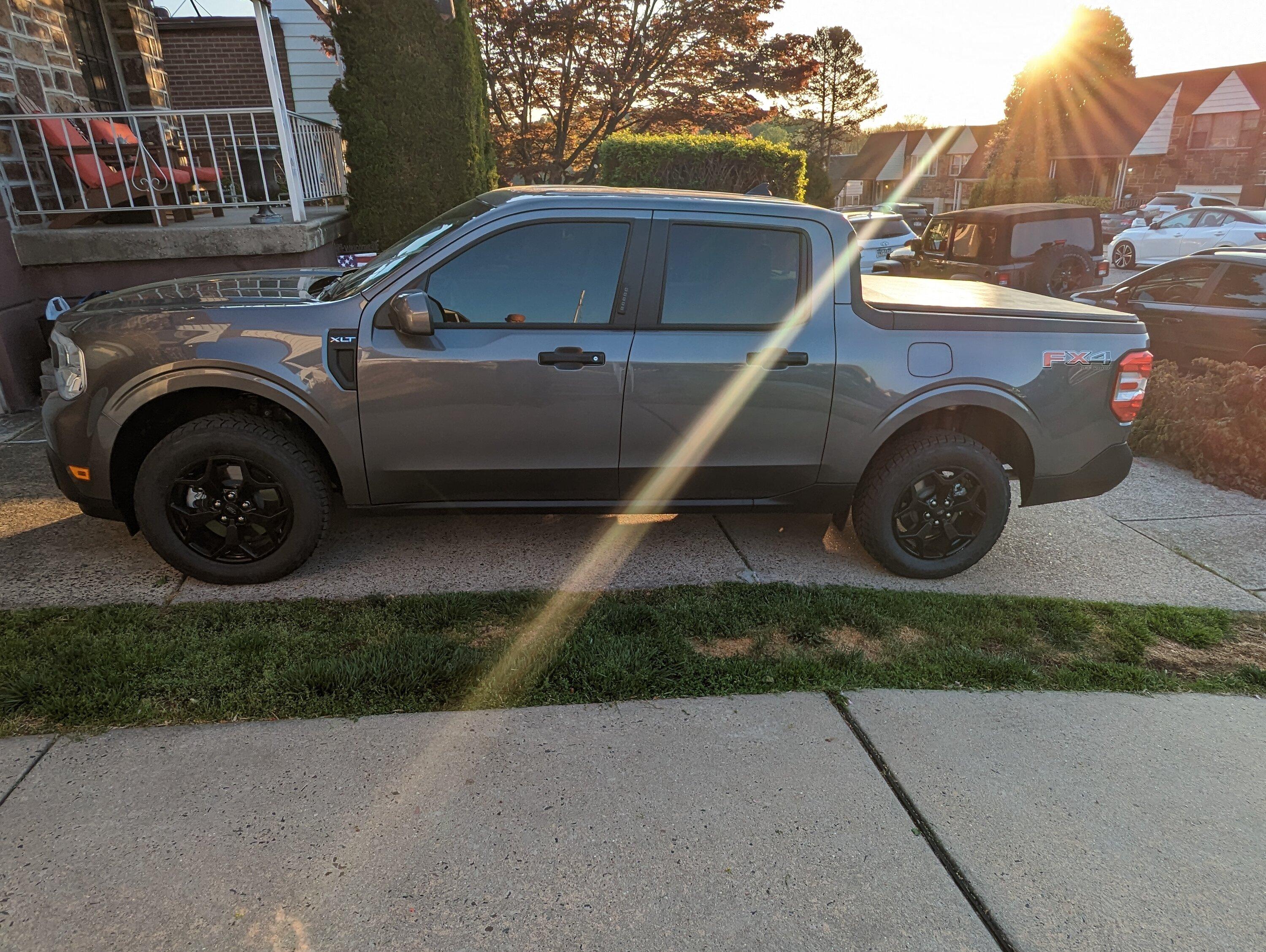 Ford Maverick NEW 2023 XLT AND NEW AT TIRES PXL_20230419_105539007