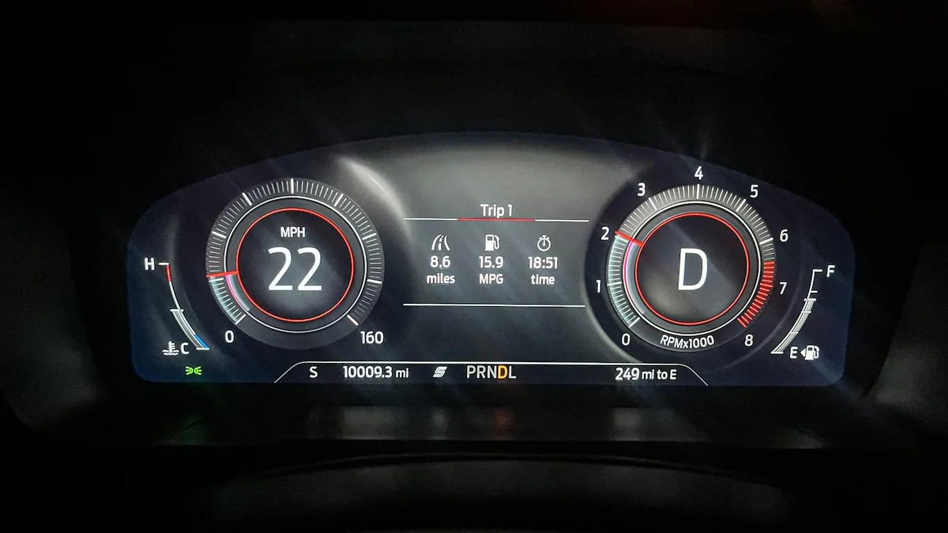 Ford Maverick Escape Digital Cluster B147705F-D91D-49FE-B932-5F4F2F490FCA