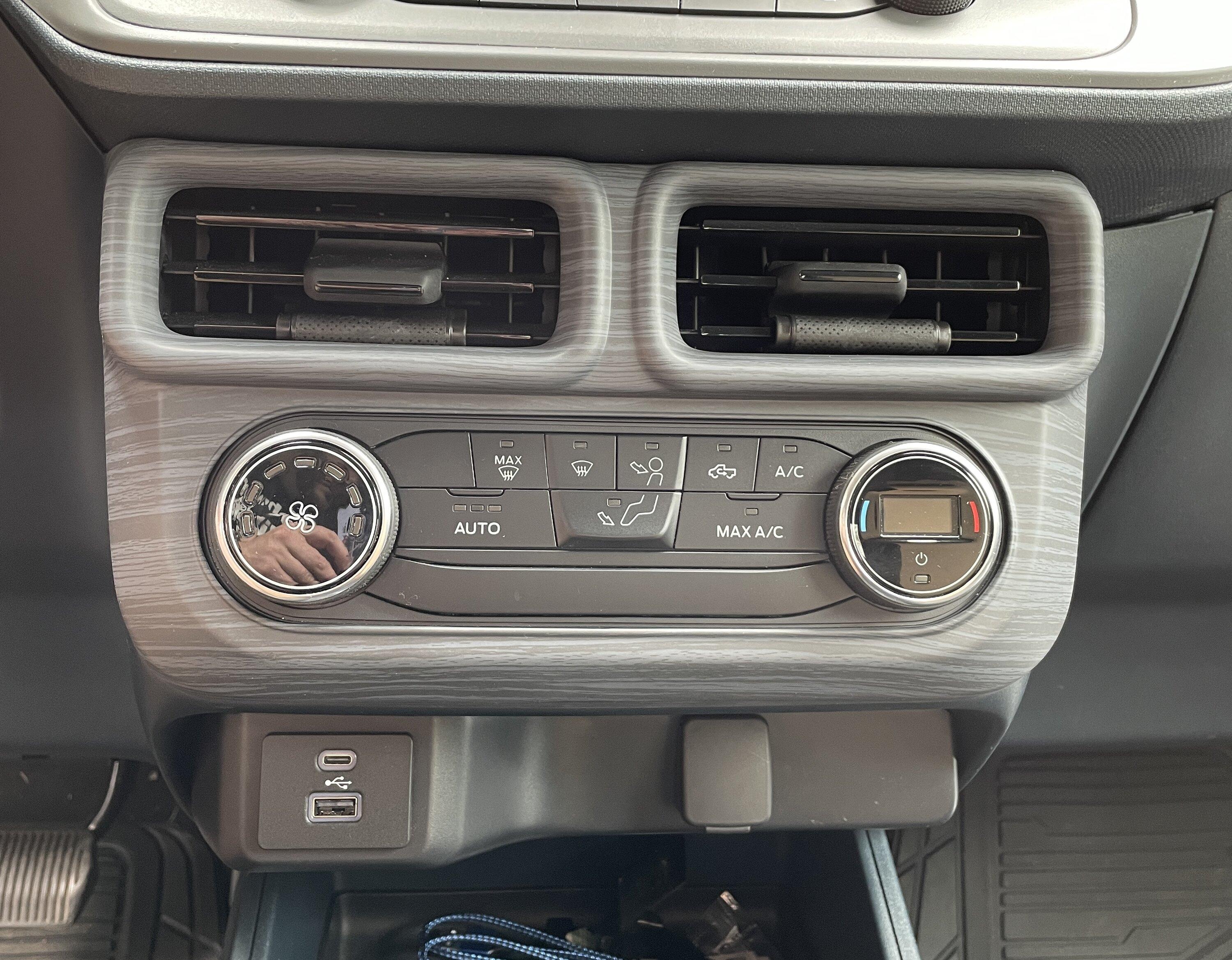 Ford Maverick Installed my new interior trim kit today (Muslogy) IMG_4503