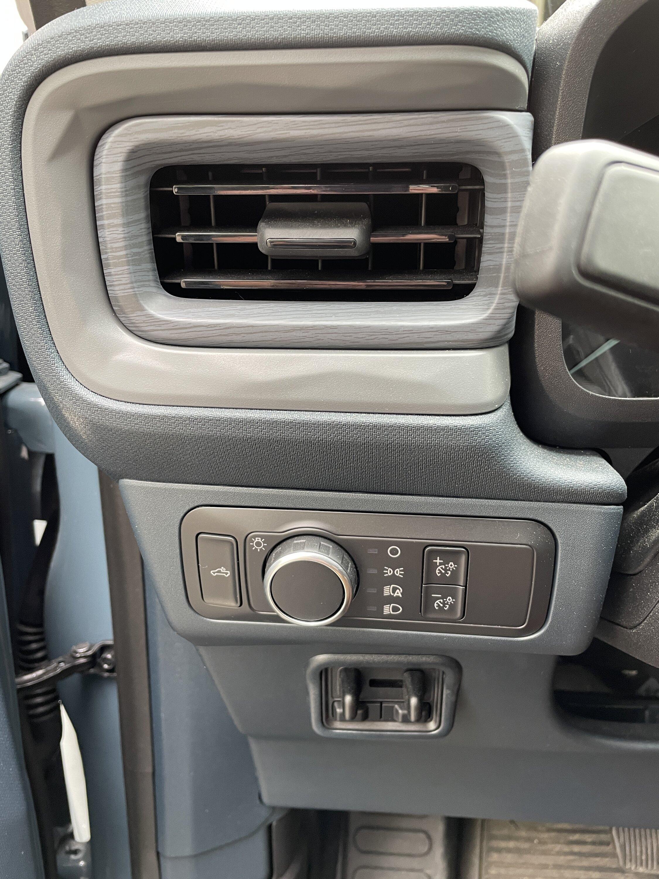 Ford Maverick Installed my new interior trim kit today (Muslogy) IMG_4505
