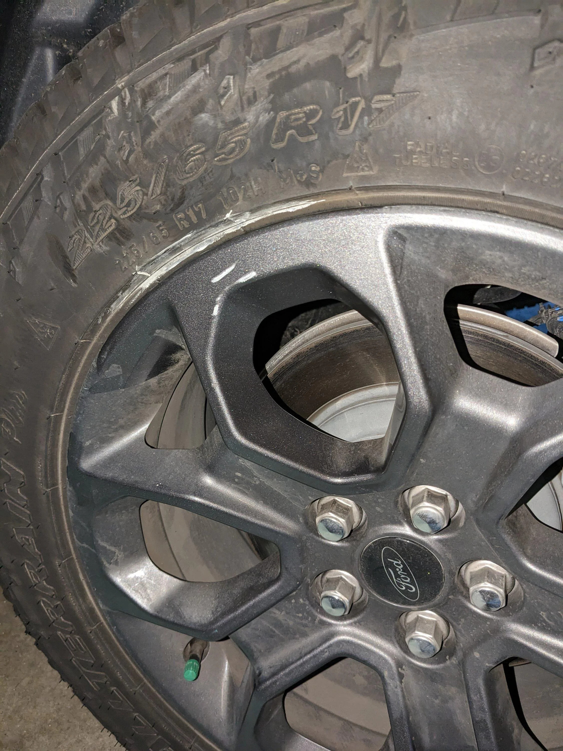 Ford Maverick XLT wheels scratched. Any suggestions on fix? PXL_20230425_014832700