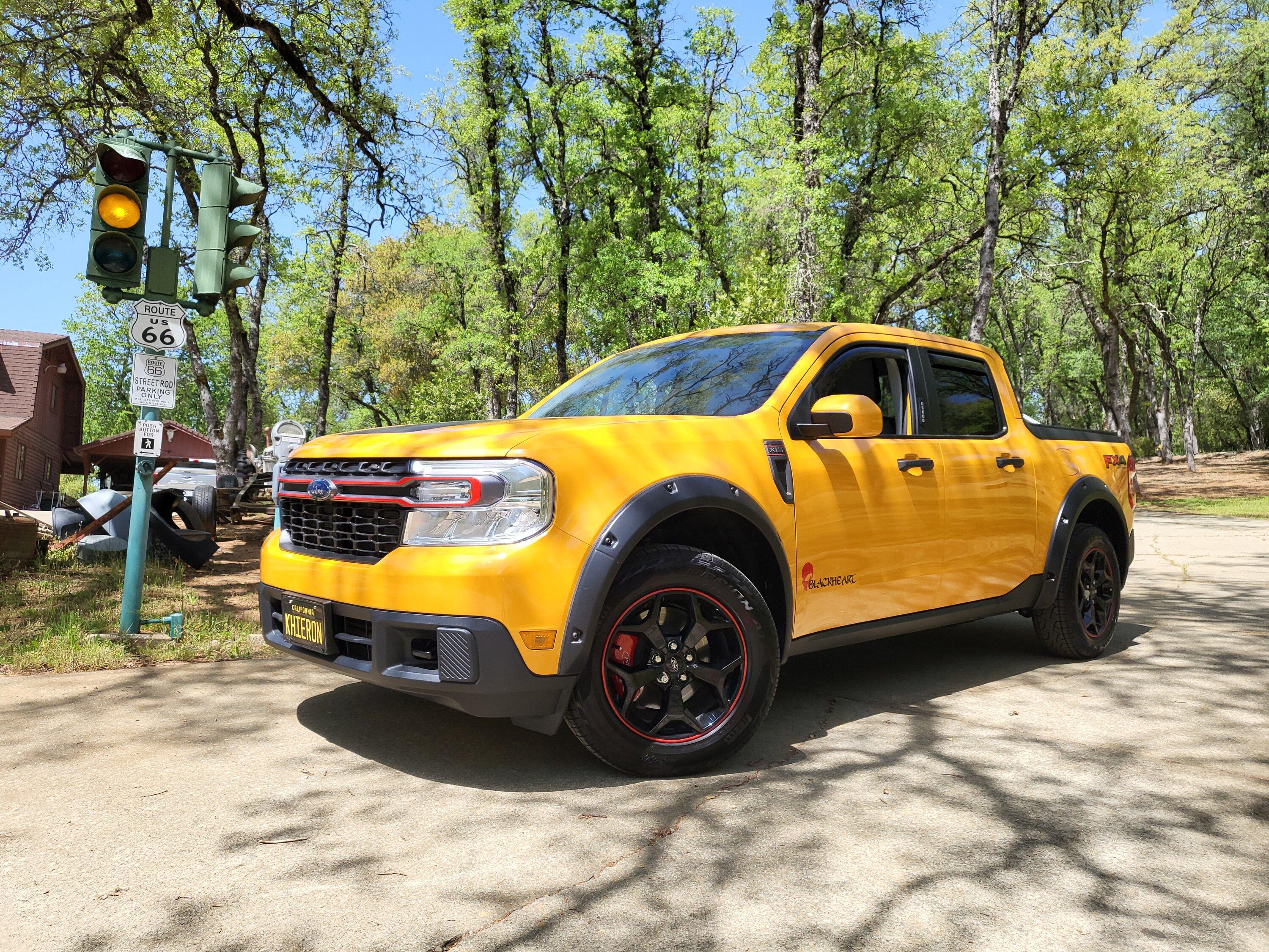 Ford Maverick 2023 "Blackheart Edition" Cyber Orange Maverick XLT FX4 Build 20230425_141239