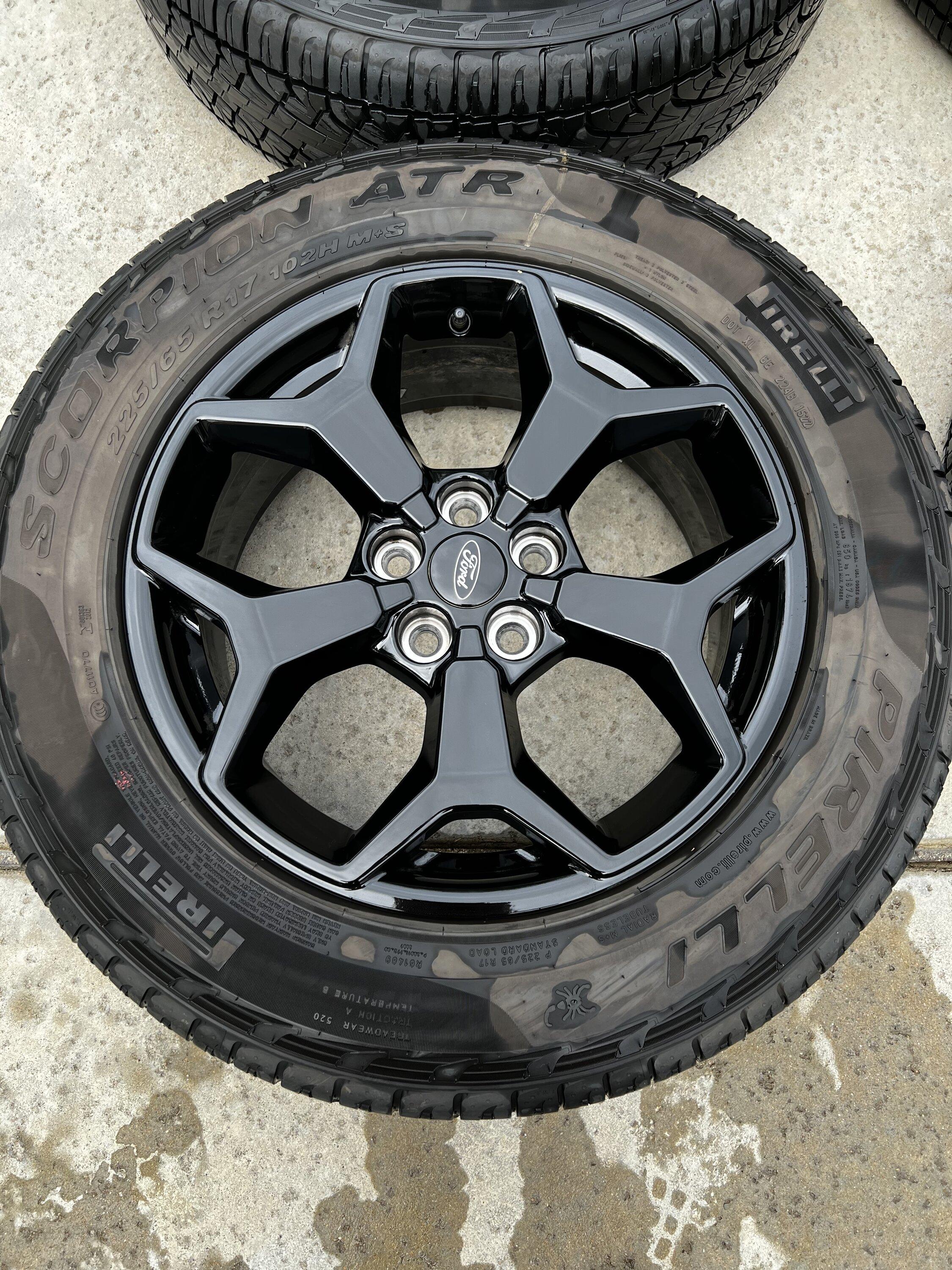 Ford Maverick Set of stock wheels from 2022 Ecoboost FX4 AB69BB8A-B257-4D35-B2F2-D5C42EB951E4