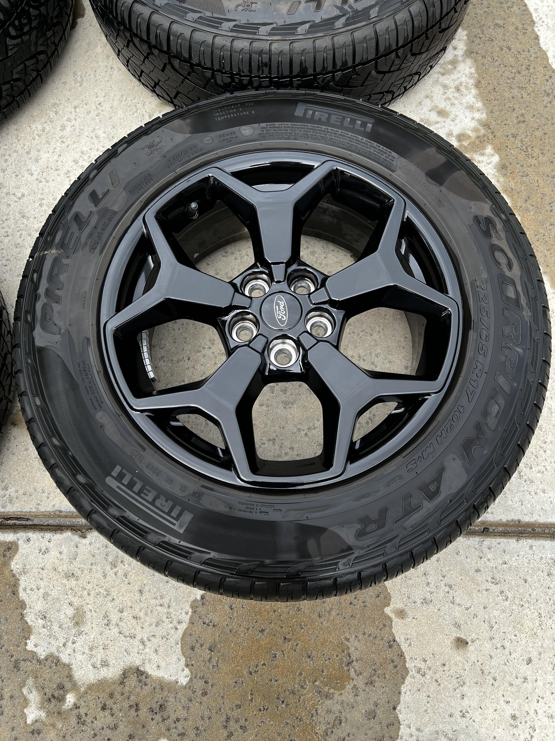 Ford Maverick Set of stock wheels from 2022 Ecoboost FX4 4F6E9902-F869-4BEE-8C81-6447FE039BF1