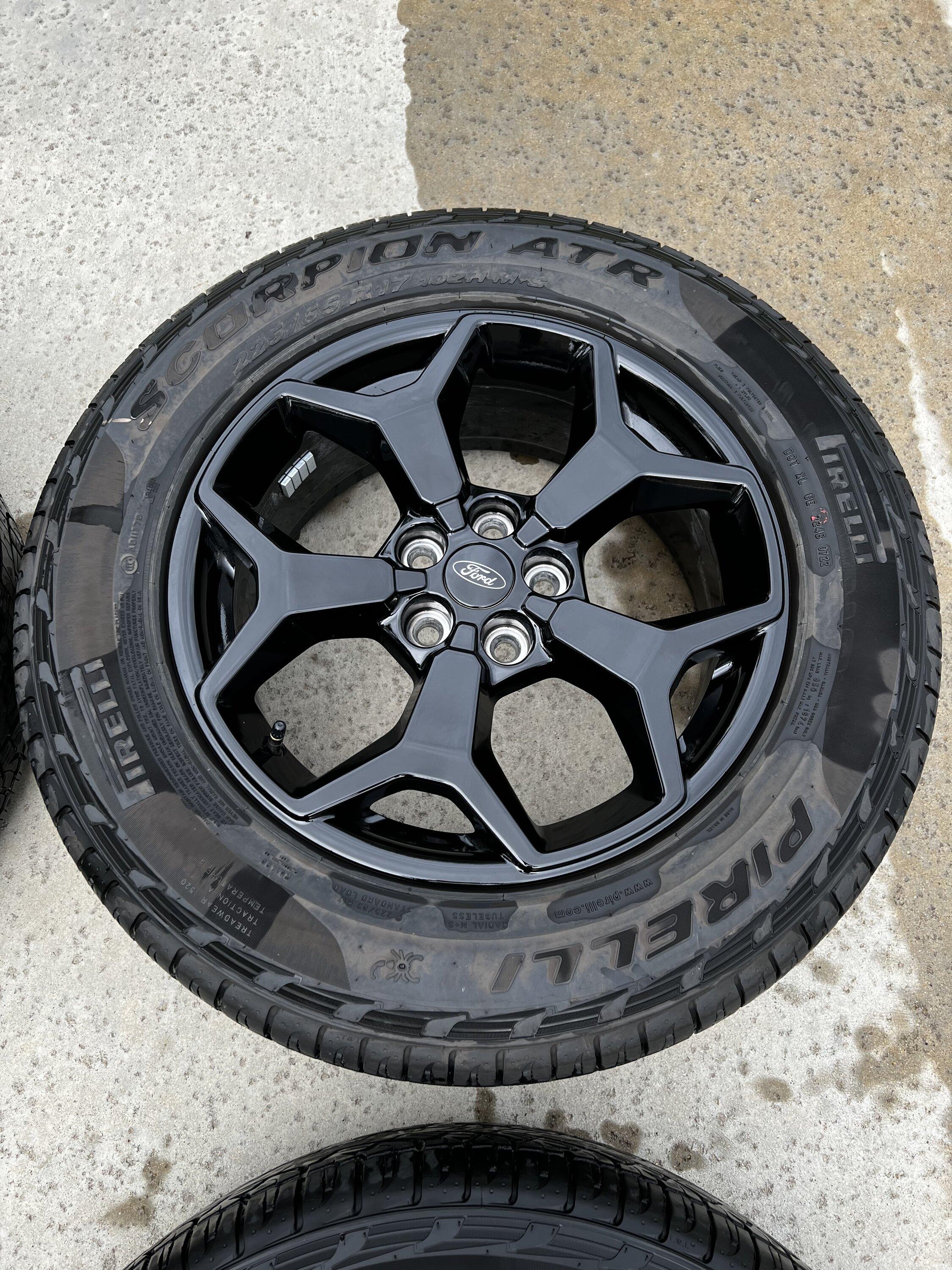 Ford Maverick Set of stock wheels from 2022 Ecoboost FX4 A069B33F-4862-4E43-87DF-D0114115962E