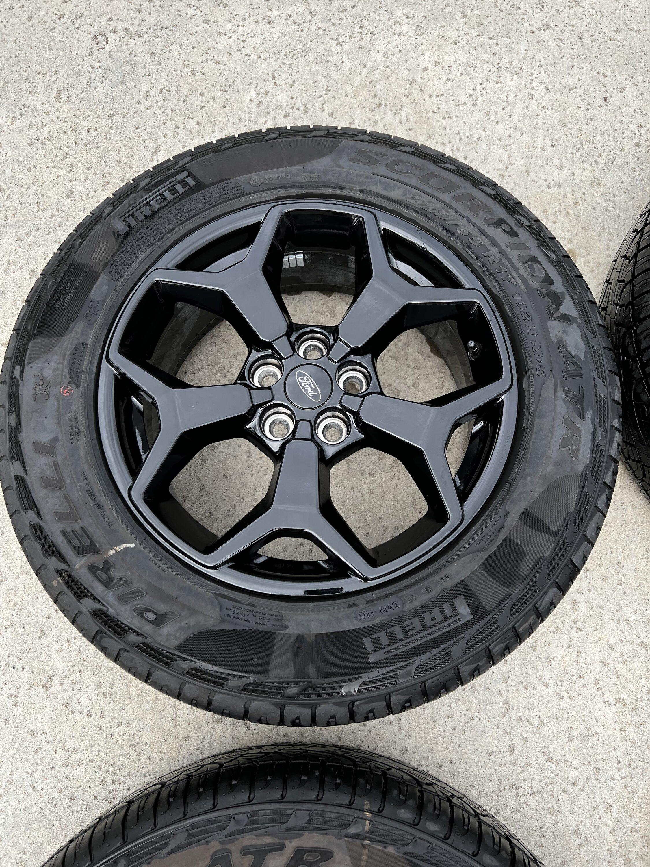 Ford Maverick Set of stock wheels from 2022 Ecoboost FX4 747D4CA4-3B3F-40B6-BDE3-A59D529E8761