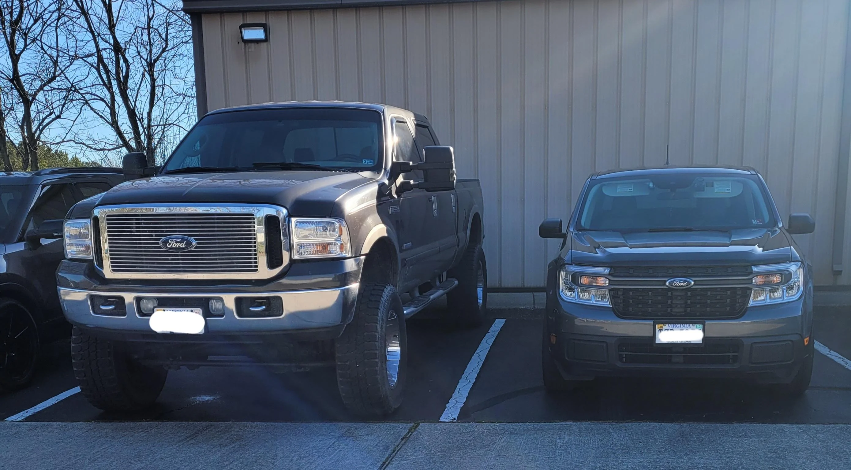 Ford Maverick Post your Maverick next to ridiculously large trucks - photos thread 20230321_092316