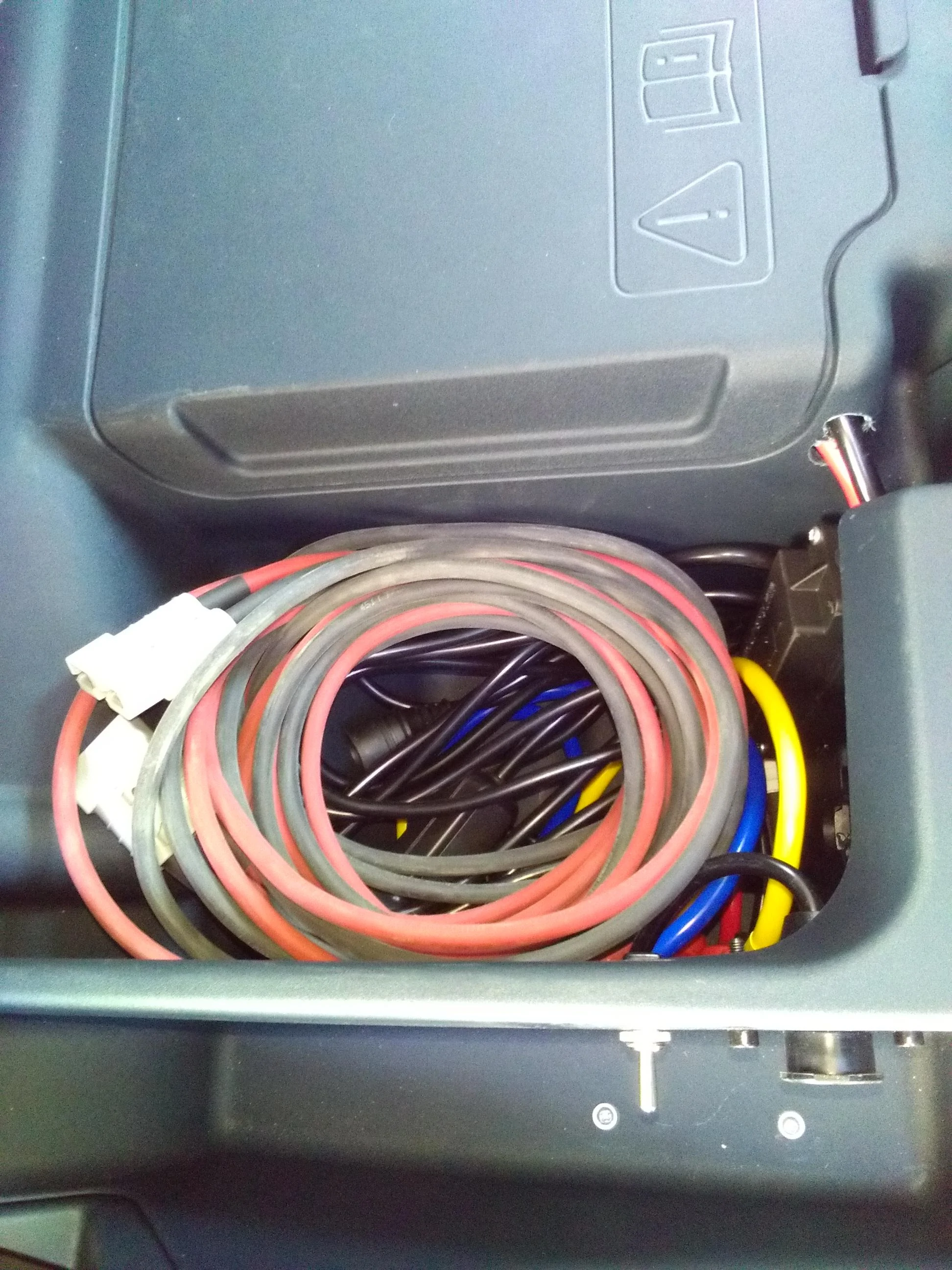 Ford Maverick Installed a hitch mounted winch KIMG0131