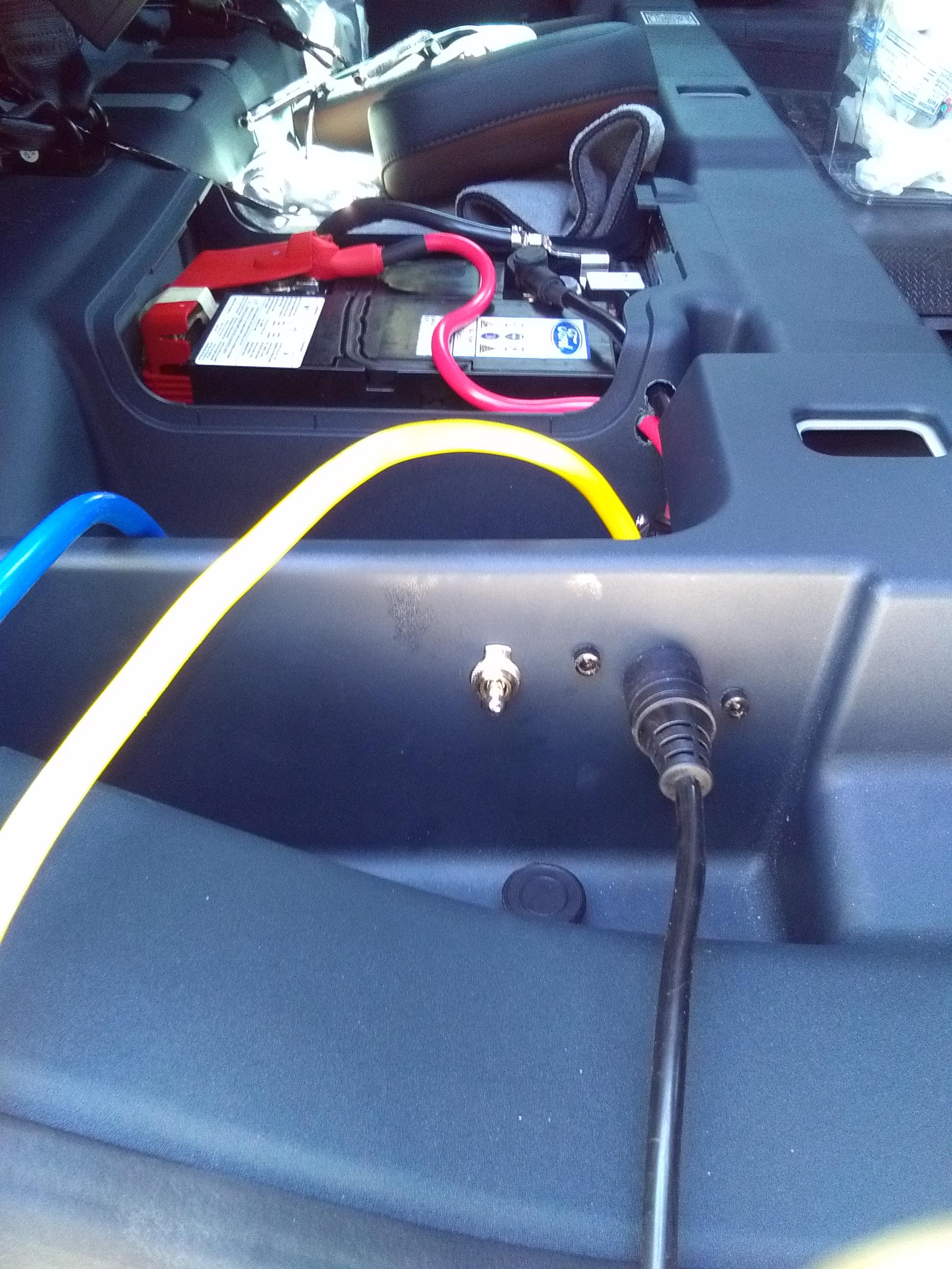 Ford Maverick Installed a hitch mounted winch KIMG0127.JPG