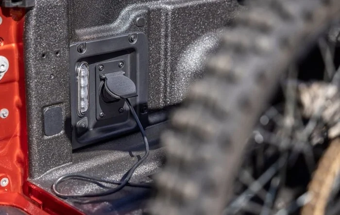 TEST # 1: How long does the 12V power in the bed run after the key is pulled out