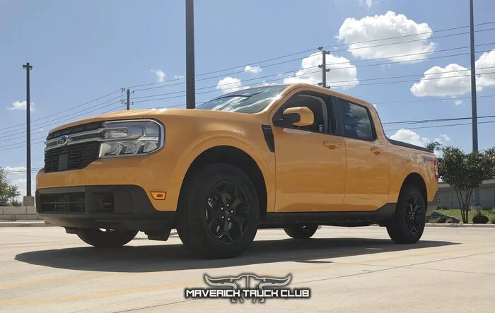 4 Pics & 3 interesting items from Maverick visit -- Active grille shutters. 33mpg from AWD 2.0L