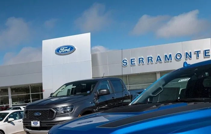 Serramonte Ford Rep Here to Answer Maverick Questions