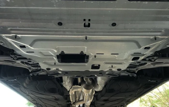 PSA: oil change on FX4 Maverick requires skid plate panels removal