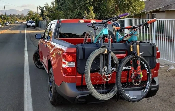 Maverick With Raceface T2 Bed Tailpad Carrying Mountain Bikes
