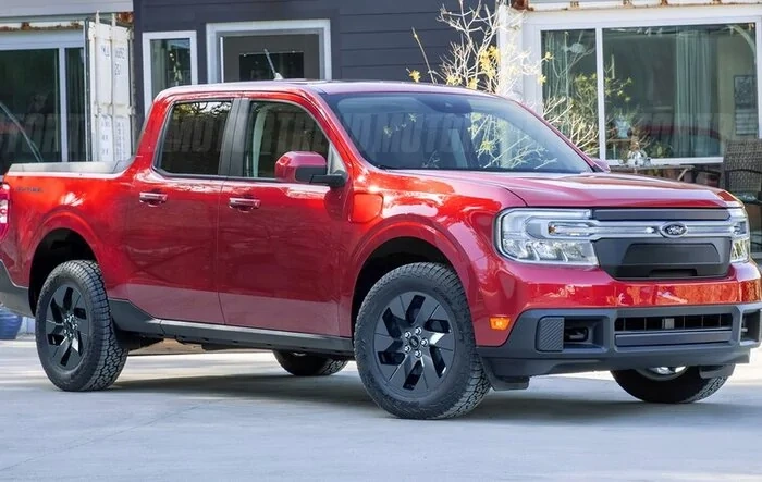 Ford Maverick Lightning Electric Truck speculated & imagined (rendering)