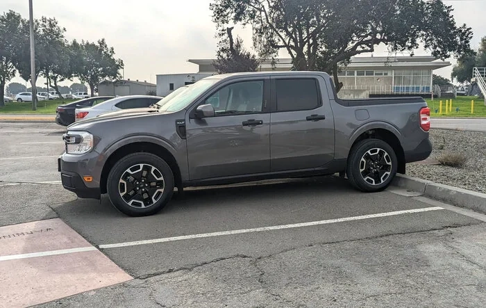 18" wheels from Bronco Sport Outer Banks installed on Carbonized Gray Maverick