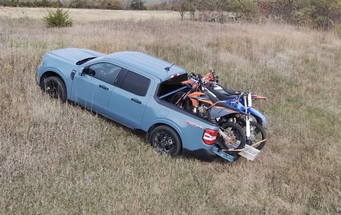 Owner shows Maverick can carry 3 dirtbikes
