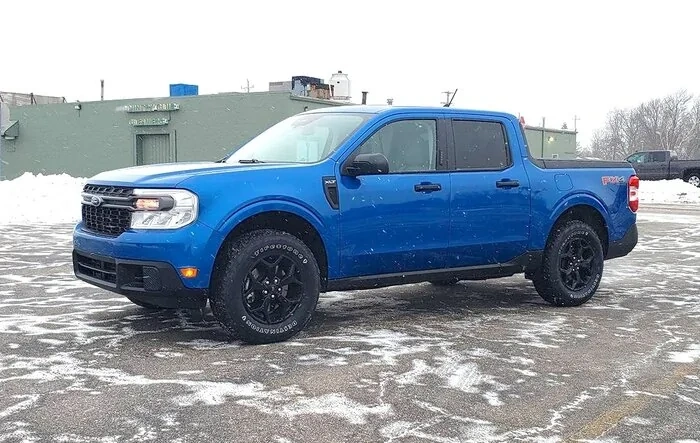 Firestone Destination AT2 tires with Rough Country 1" Level Lift