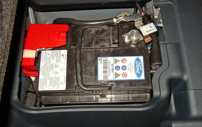 Hybrid 12V Battery is Single Port Vented to the Outside, Maybe a Fleet Battery