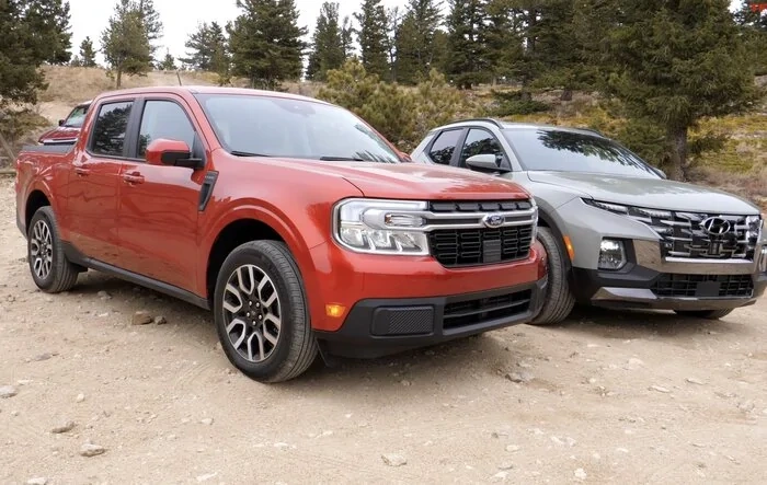 Maverick AWD vs Santa Cruz Offroad - TFL Video