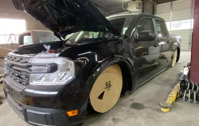 Another bagged / lowered 2022 Maverick pickup build being built
