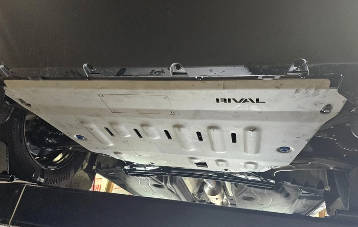 2 month wait for RIVAL skidplate, installed with Krown rust proof undercoat