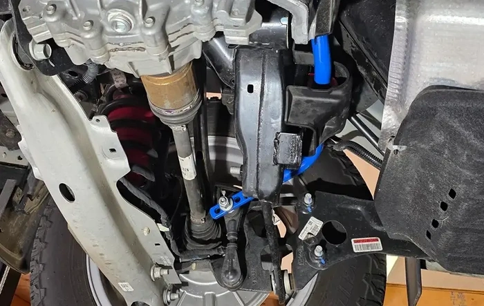 Steeda sway bar installed on 2025 hybrid AWD