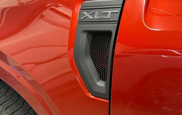 Fender Vent Mod: Mesh Installed on OEM Vent