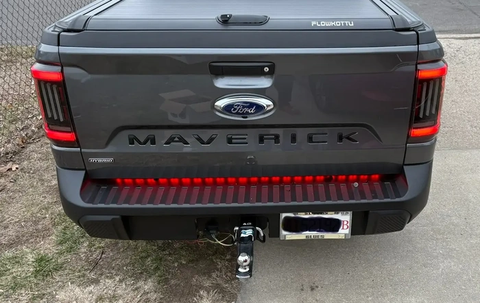Did another thing today - 3rd brake light strip installed