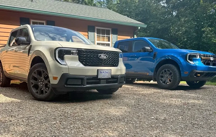 Side by side height comparison: Lariat vs. Tremor